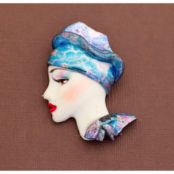 Vintage Bohemian Fashionista Lady Cameo Brooch - U18 - Picture 1 of 2